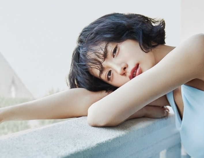 단발머리 나나 스타일